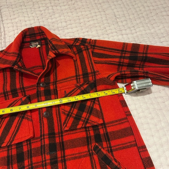 Woolrich Buffalo plaid wool barn jacket - Picture 2 of 10